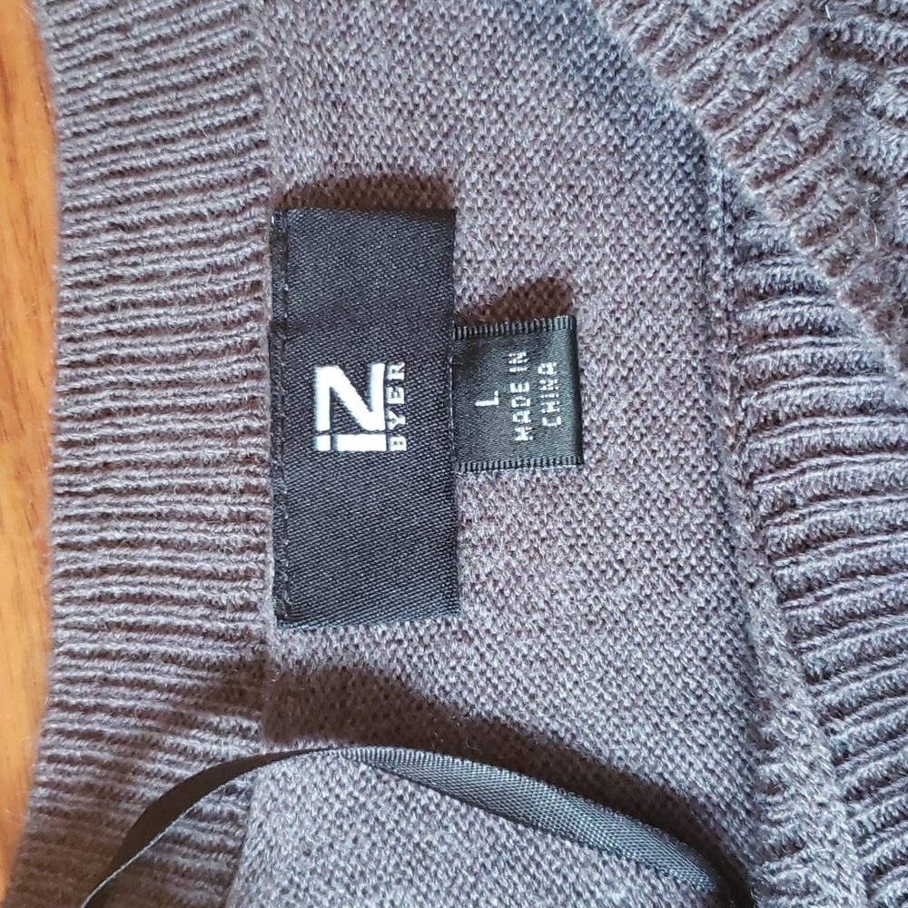 Iz BYER sweater dress. Great Condition - Picture 2 of 3